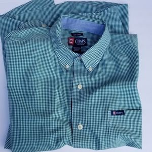 Mens CHAPS button down shirt